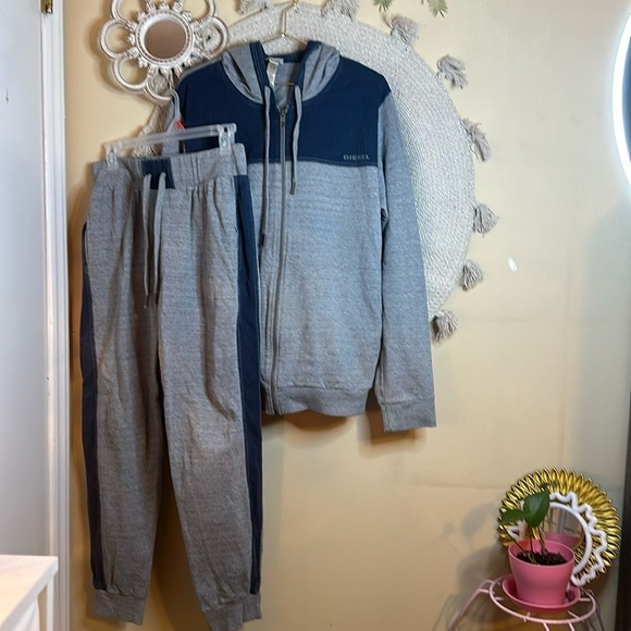 Diesel Other - 2 piece set men’s diesel sweat suit zip up